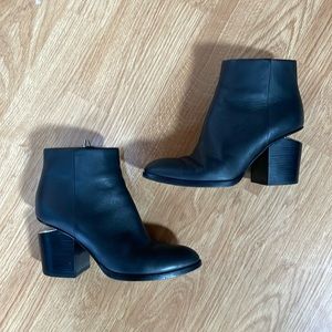 Alexander wang gabi booties with silver detail-size 38
